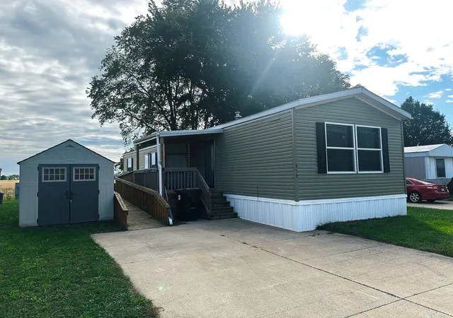 Photo 1 of Manufactured home for sale at 319 Macadamia Dr, Bloomington, IL 61701 | MLS# 12768099 | Listing updated on 2026-09-30