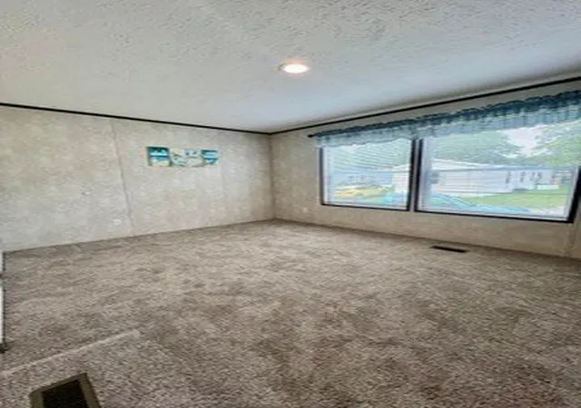 Photo 4 of Manufactured home for sale at 319 Macadamia Dr, Bloomington, IL 61701 | MLS# 12768099 | Listing updated on 2026-09-30