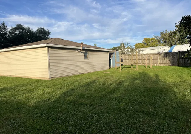 Photo 4 of Single family home for sale at 108 E Morris St, Elwood, IL 60421 | MLS# 12768105 | Listing updated on 2026-10-02