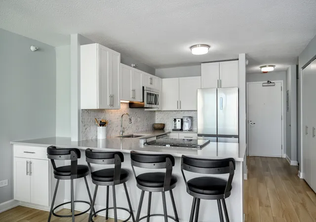 Photo 2 of Condo for sale at 2 E Erie St #3601, Chicago, IL 60611 | MLS# 12768106 | Listing updated on 2026-09-24