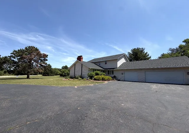 Single family home for sale at 5009 Whispering Pine Cir, Thomson, IL 61285 | MLS# 12768113