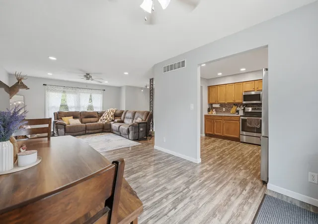 Photo 4 of Single family home for sale at 8910 33rd Street, Rock Island, IL 61201 | MLS# 12768126 | Listing updated on 2026-09-24