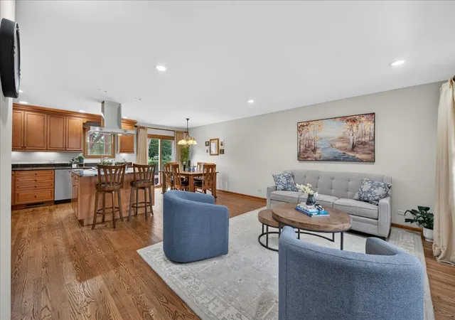 Photo 2 of Single family home for sale at 121 W Suffield Dr, Arlington Heights, IL 60004 | MLS# 12768152 | Listing updated on 2026-09-24