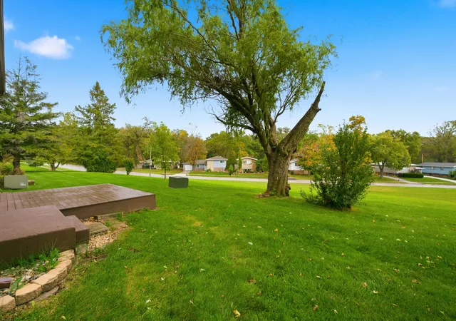 Photo 2 of Townhouse for sale at 33 Michael Rd, Park Forest, IL 60466 | MLS# 12768156 | Listing updated on 2026-10-23