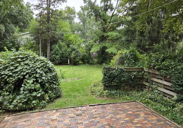 Photo 3 of Single family home for sale at 26w271 Parkway Dr, Winfield, IL 60190 | MLS# 12768165 | Listing updated on 2026-09-25