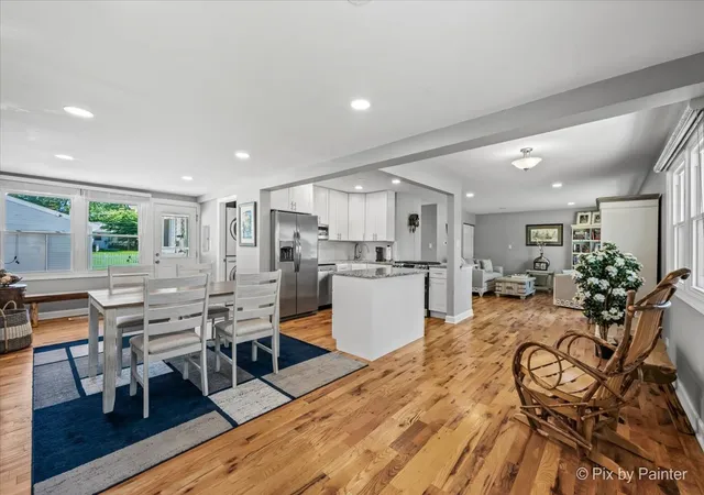 Photo 2 of Single family home for sale at 495 Glendale Ln, Hoffman Estates, IL 60169 | MLS# 12768196 | Listing updated on 2026-09-24