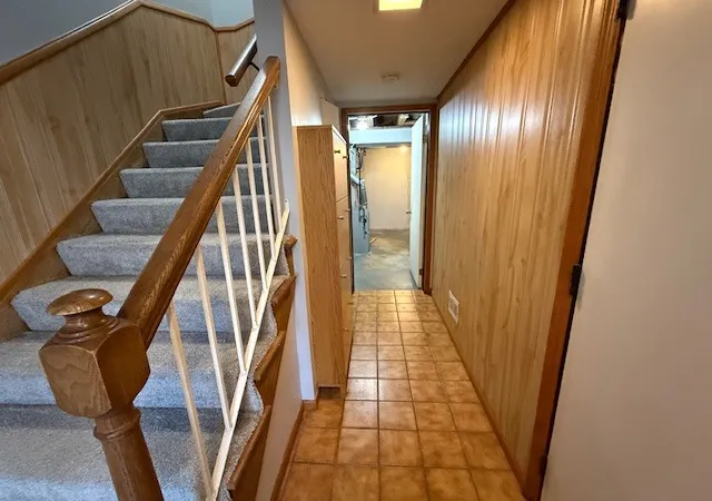 Photo 2 of Townhouse for sale at 1990 Oxford Ln, Hoffman Estates, IL 60169 | MLS# 12768205 | Listing updated on 2026-10-02