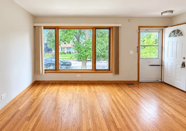 Photo 3 of Single family home for sale at 5203 W Carmen Ave, Chicago, IL 60630 | MLS# 12768228 | Listing updated on 2026-09-30