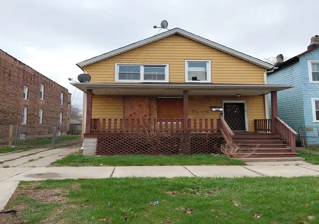 Single family home for sale at 11520 S Perry Ave, Chicago, IL 60628 | MLS# 12768241