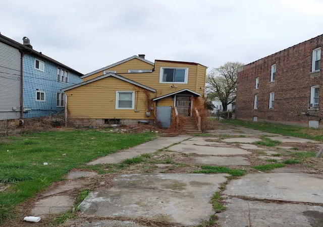 Photo 4 of Single family home for sale at 11520 S Perry Ave, Chicago, IL 60628 | MLS# 12768241 | Listing updated on 2026-10-09