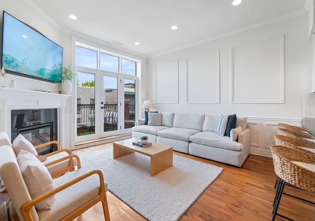 Listing Photo 5 - Condo for sale in building located at 2507 N Halsted St, Chicago, IL 60614 - Unit #4