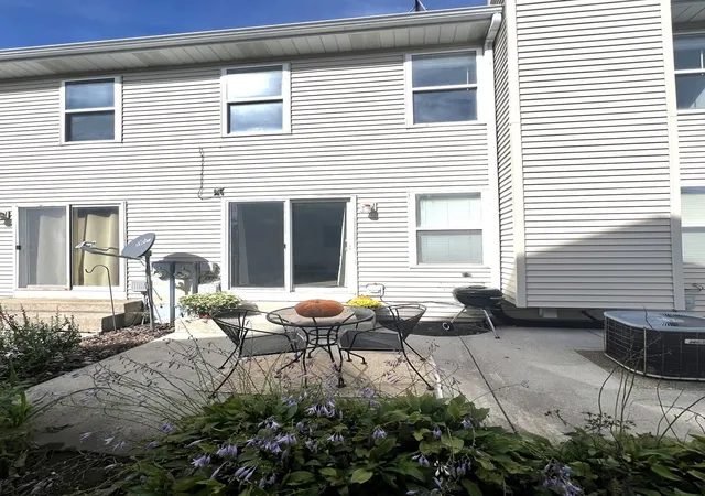 Photo 21 of Townhouse for sale at 1015 Briden Dr, Marengo, IL 60152 | MLS# 12768280 | Listing updated on 2026-09-30