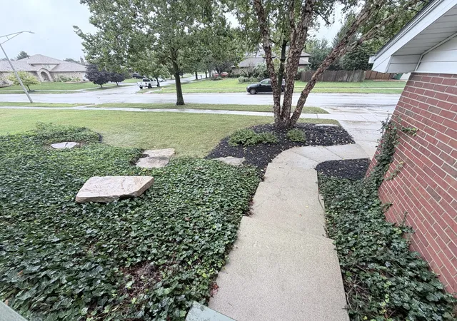 Photo 3 of Single family home for sale at 9000 Frances Ln, Orland Park, IL 60462 | MLS# 12768286 | Listing updated on 2026-10-01