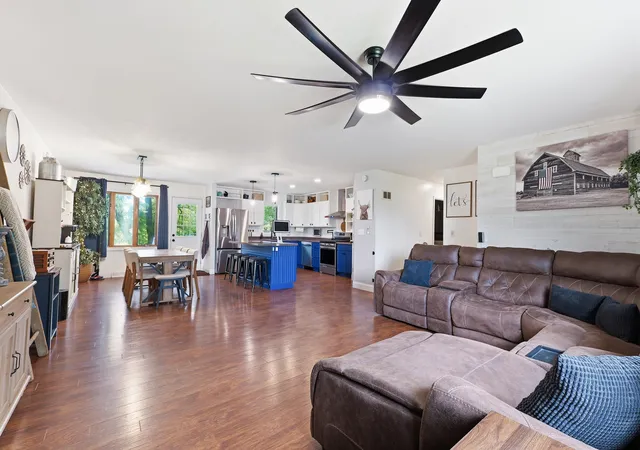 Photo 2 of Single family home for sale at 8065 Ashley Rd, Morris, IL 60450 | MLS# 12768299 | Listing updated on 2026-10-03