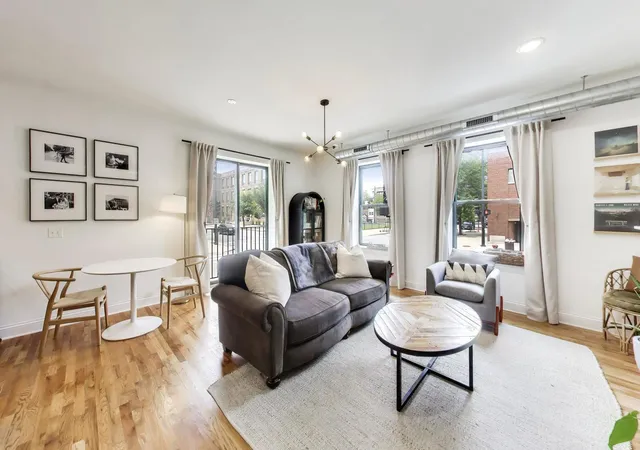 Photo 2 of Condo for sale at 1659 W Addison St #1, Chicago, IL 60613 | MLS# 12768300 | Listing updated on 2026-09-24