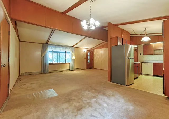 Photo 4 of Single family home for sale at 6130 E Deerfield Dr, Coal City, IL 60416 | MLS# 12768304 | Listing updated on 2026-09-30