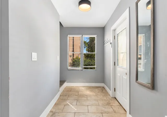 Photo 1 of Single family home for sale at 6562 N Damen Ave, Chicago, IL 60645 | MLS# 12768312 | Listing updated on 2026-09-25