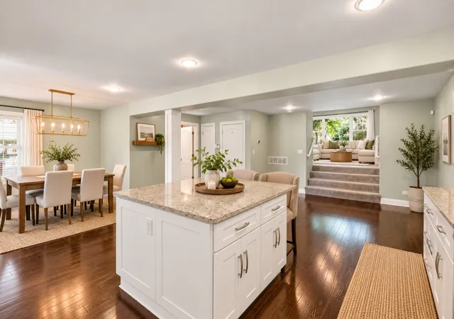 Photo 4 of Single family home for sale at 709 S Cedar Rd, New Lenox, IL 60451 | MLS# 12768320 | Listing updated on 2026-10-08