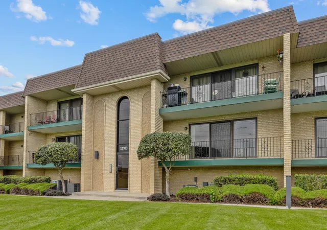 Photo 1 of Condo for sale at 15703 S Sunset Ridge Ct #1N, Orland Park, IL 60462 | MLS# 12768339 | Listing updated on 2026-10-28