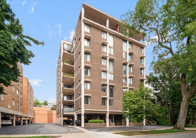 Condo for sale at 1111 Church St #305, Evanston, IL 60201 | MLS# 12768366