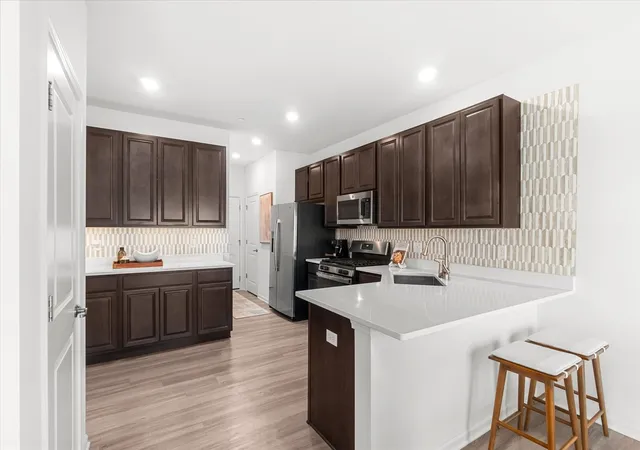 Photo 4 of Townhouse for sale at 1243 Hawk Holw Dr, Yorkville, IL 60560 | MLS# 12768375 | Listing updated on 2026-10-07