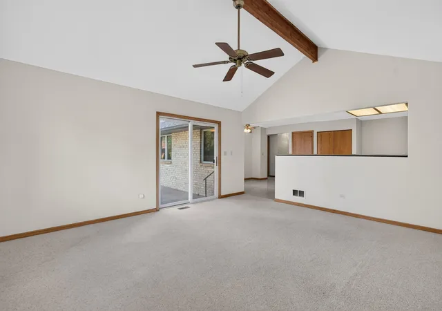 Photo 3 of Sale Pending at 826 S Edgewater Dr, Morris, IL 60450 | MLS# 12768411 | Listing updated on 2026-09-30