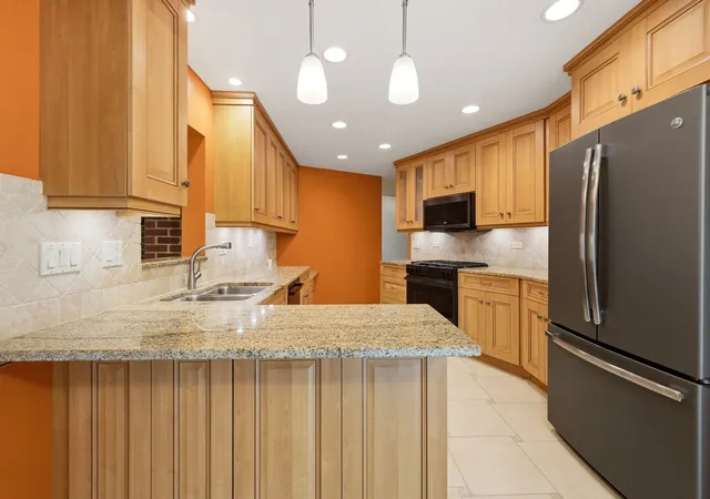 Photo 4 of Single family home for sale at 9n075 Route 59, Elgin, IL 60120 | MLS# 12768413 | Listing updated on 2026-10-01