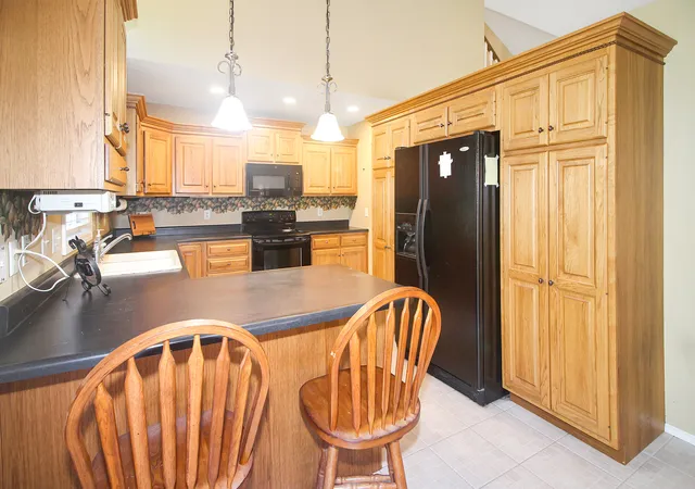 Photo 3 of Single family home for sale at 1311 Moss Crk Rd, Bloomington, IL 61704 | MLS# 12768415 | Listing updated on 2026-10-07
