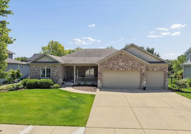 Photo 2 of Single family home for sale at 24913 Thornberry Dr, Plainfield, IL 60544 | MLS# 12768420 | Listing updated on 2026-09-24