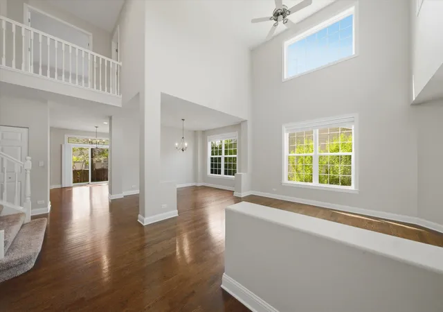 Photo 2 of Single family home for sale at 259 Pembrook Ln, Mundelein, IL 60060 | MLS# 12768424 | Listing updated on 2026-10-03
