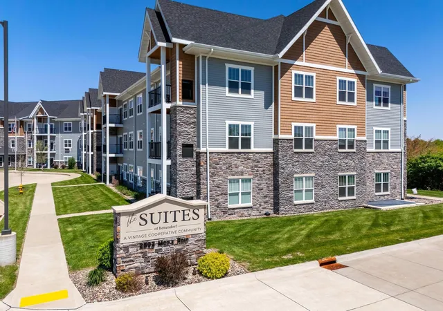 Condo for sale at 2592 Middle Rd #217, Bettendorf, IA 52722 | MLS# 12768444