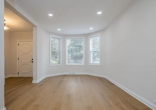 Photo 3 of Single family home for sale at 25 E 117th Place, Chicago, IL 60628 | MLS# 12768476 | Listing updated on 2026-09-24