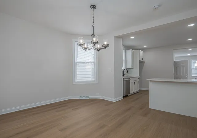 Photo 4 of Single family home for sale at 25 E 117th Place, Chicago, IL 60628 | MLS# 12768476 | Listing updated on 2026-09-24