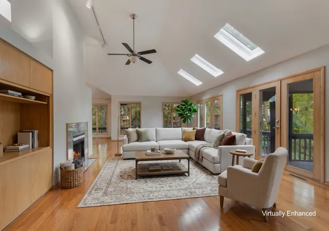 Photo 3 of Single family home for sale at 16131 S Twin Oak Ct, Homer Glen, IL 60491 | MLS# 12768481 | Listing updated on 2026-10-20
