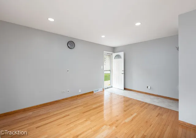 Photo 2 of Single family home for sale at 4030 N Adams St, Westmont, IL 60559 | MLS# 12768483 | Listing updated on 2026-09-25