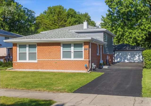 Single family home for sale at 14850 Homan Ave, Midlothian, IL 60445 | MLS# 12768489