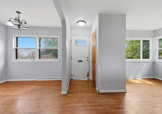 Photo 3 of Single family home for sale at 9810 S Loomis St, Chicago, IL 60643 | MLS# 12768495 | Listing updated on 2026-09-24