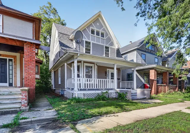 Photo 3 of Sale Pending at 320 Napoleon St, Rockford, IL 61103 | MLS# 12768497 | Listing updated on 2026-09-28