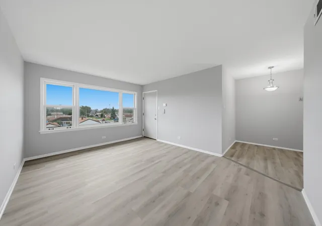 Photo 3 of Condo for sale at 3170 W Meadow Ln #23, Merrionette Park, IL 60803 | MLS# 12768532 | Listing updated on 2026-09-30