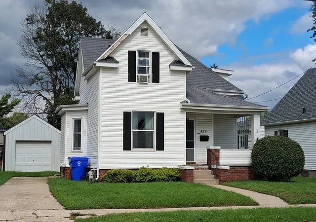 Photo 2 of Single family home for sale at 426 Pine St, Kewanee, IL 61443 | MLS# 12768536 | Listing updated on 2026-09-29