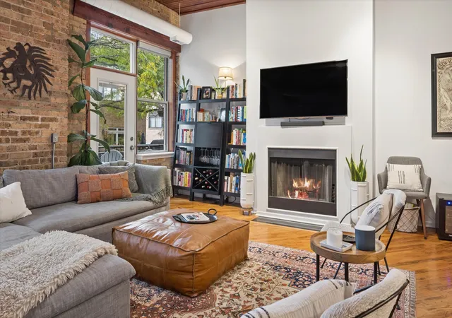 Photo 1 of Condo for sale at 2021 W Willow St #204, Chicago, IL 60647 | MLS# 12768555 | Listing updated on 2026-09-25