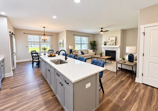 Photo 4 of Townhouse for sale at 3044 Mary Leigh Dr, Bettendorf, IA 52722 | MLS# 12768564 | Listing updated on 2026-10-14