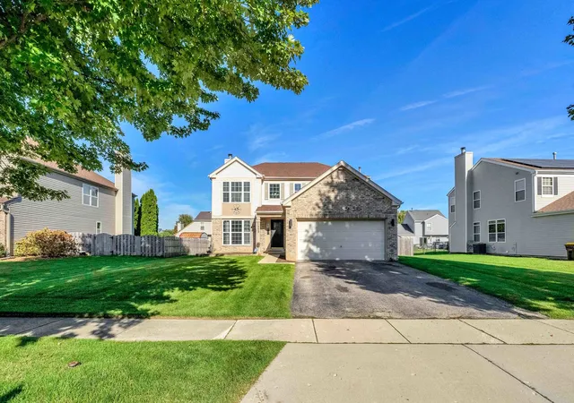 Photo 2 of Single family home for sale at 11775 Everglades Rd, Huntley, IL 60142 | MLS# 12768573 | Listing updated on 2026-10-07