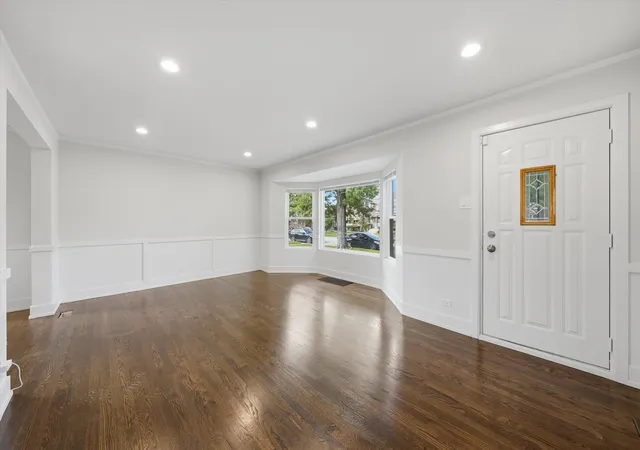 Photo 3 of Single family home for sale at 8113 S Campbell Ave, Chicago, IL 60652 | MLS# 12768579 | Listing updated on 2026-09-24