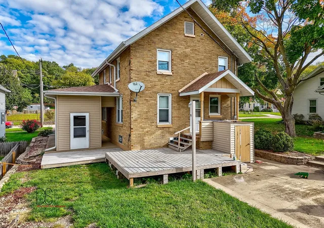 Photo 4 of Single family home for sale at 495 Union St, Marseilles, IL 61341 | MLS# 12768583 | Listing updated on 2026-10-05