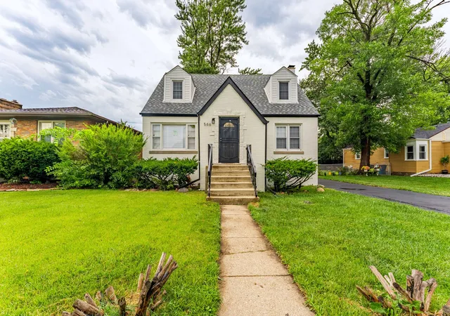 Single family home for sale at 566 Hirsch Ave, Calumet City, IL 60409 | MLS# 12768586 | Listing updated on 2026-09-24