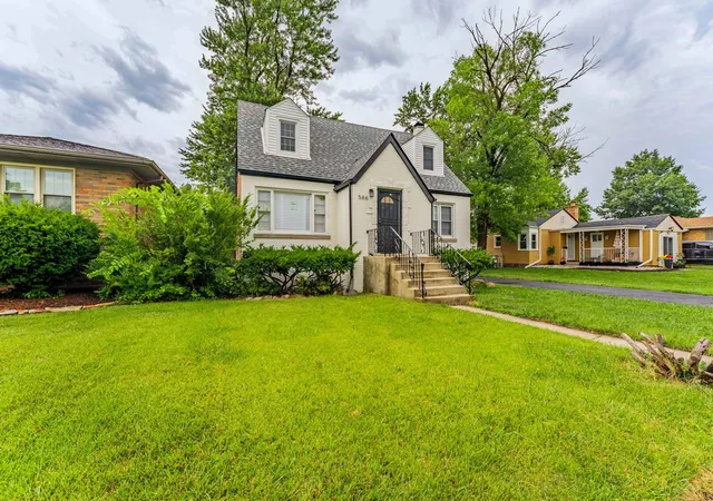 Photo 1 of Single family home for sale at 566 Hirsch Ave, Calumet City, IL 60409 | MLS# 12768586 | Listing updated on 2026-09-24