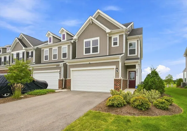 Photo 1 of Townhouse for sale at 2271 Ryegrass Ln, Bolingbrook, IL 60490 | MLS# 12768595 | Listing updated on 2026-10-01