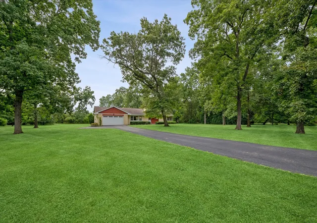 Photo 1 of Single family home for sale at 3460 W Mardan Dr, Long Grove, IL 60047 | MLS# 12768596 | Listing updated on 2026-09-25