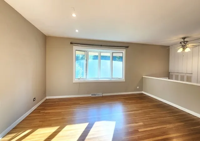 Photo 3 of Single family home for sale at 132 N Kitson Dr, Palatine, IL 60074 | MLS# 12768600 | Listing updated on 2026-09-24